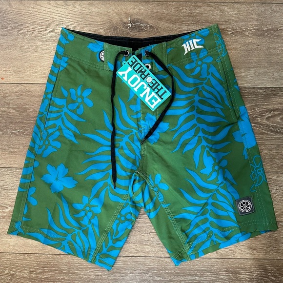 Hawaiian Island Creations Other - HIC 20" Mo'orea 8 Way Octo Super Stretch Boardshorts